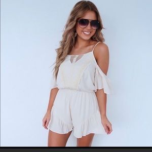 Cute little romper beige worn once